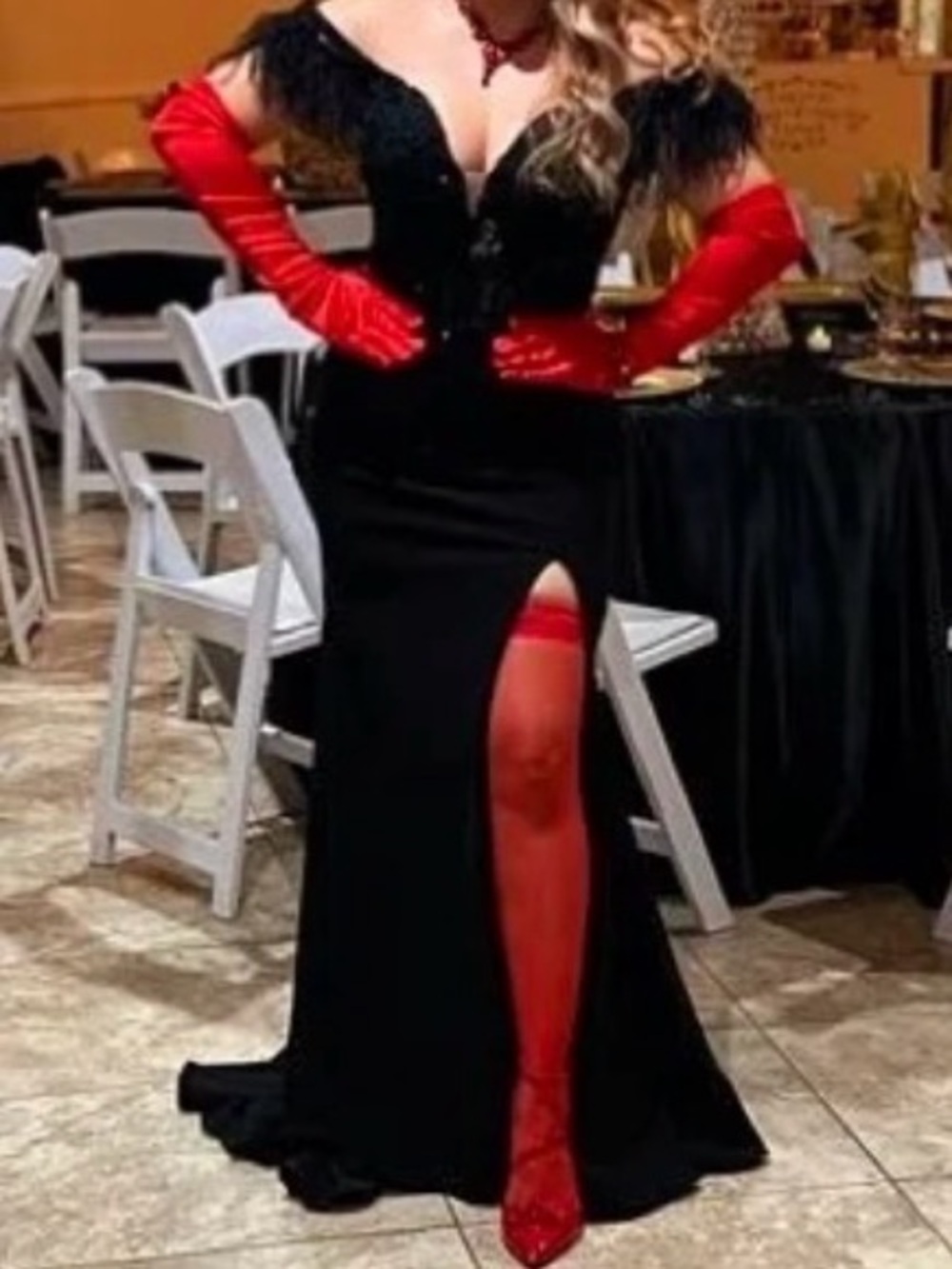 Elegant Black Feather-Trim Evening Gown with High Slit